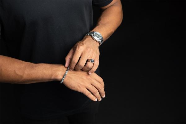 Armband mit 6 mm Hawk Eye Stein - Hawk Eye 6mm